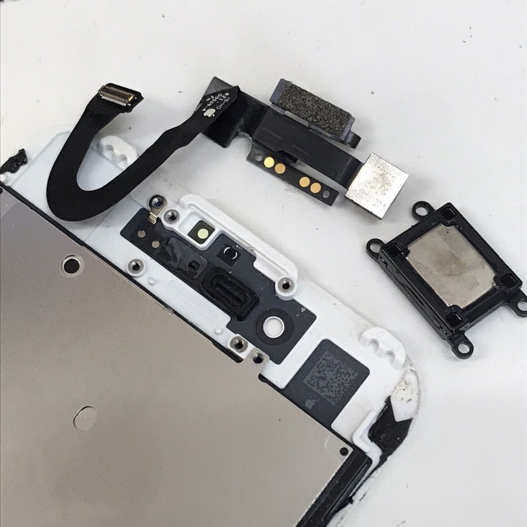 iPhone7 画面交換 カメラ交換 スマホスピタル佐賀駅前店