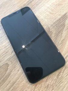 iPhone11ProMax　画面交換修理　スマホスピタル佐賀駅前店