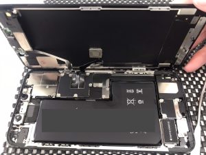 iPhone11ProMax　画面交換修理　スマホスピタル佐賀駅前店