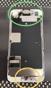 iPhone８画面交換修理 移植するパーツ スマホスピタル佐賀駅前店