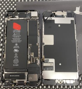 iPhone８ バッテリー交換修理 展開画像 スマホスピタル佐賀駅前店