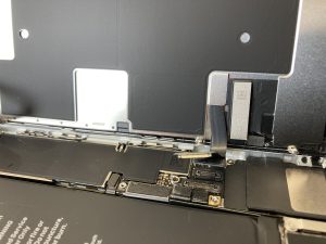 iPhoneSE２ 各種コネクター スマホスピタル佐賀駅前店