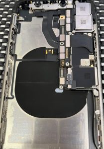 iPhoneX バッテリー交換取り付け前 スマホスピタル佐賀駅前店