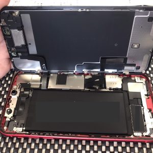 iPhone11　画面交換修理　スマホスピタル佐賀駅前店