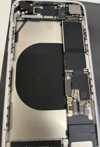 iPhone8 バッテリー交換取付前 スマホスピタル佐賀駅前店