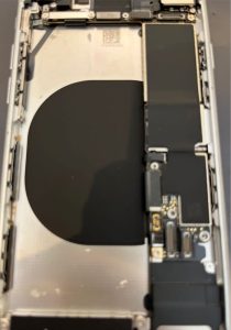 iPhone8 バッテリー交換取り付け前 スマホスピタル佐賀駅前店