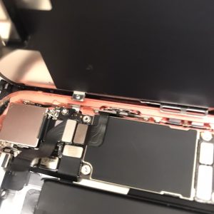 iPhoneXR　バッテリー交換修理　スマホスピタル佐賀駅前店