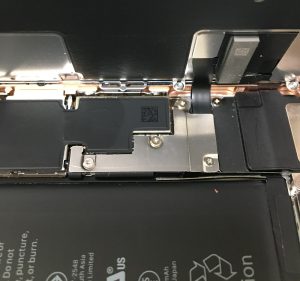 iPhone修理 バッテリー交換修理 バッテリー劣化 減り スマホスピタル佐賀駅前店