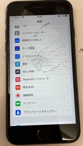 iPhone SE2 画面交換修理前 スマホスピタル佐賀駅前店