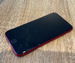 iPhone SE(第2世代)画面交換修理前 スマホスピタル佐賀駅前店