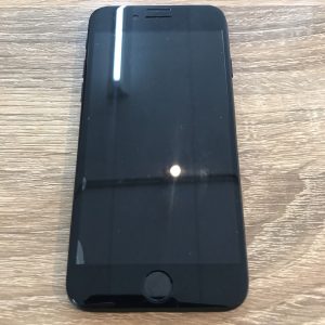 iPhoneSE2　画面交換修理　スマホスピタル佐賀駅前店　即日修理　大事なデータはそのまま