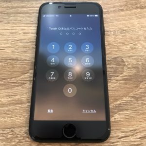 iPhoneSE2　画面交換修理　スマホスピタル佐賀駅前店　即日修理　大事なデータはそのまま