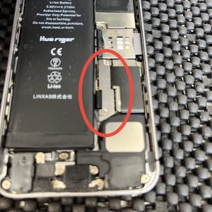 iPhoneSE　画面交換修理　スマホスピタル佐賀駅前店　iPhone修理　液晶不良