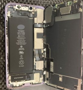 iPhone11 画面交換修理 修理過程 スマホスピタル佐賀駅前店