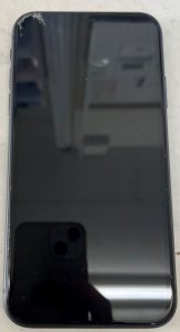 iPhone11 画面交換修理前 スマホスピタル佐賀駅前店