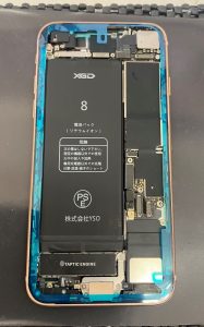 iPhone 8 耐水シール張替え+大容量バッテリー スマホスピタル佐賀駅前店