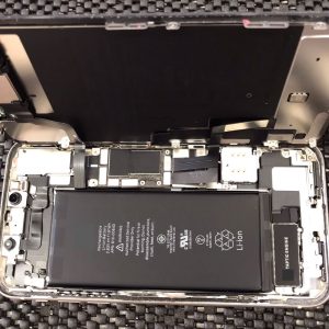 iPhone 11 画面交換修理 展開画像 スマホスピタル佐賀駅前店