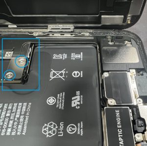 iPhone11Pro_BatteryRepair010603