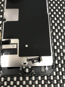 スマホスピタル佐賀　iPhoneSE2　画面交換修理12