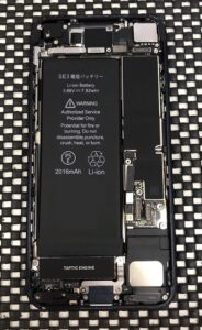 iPhoneSE3, バッテリー劣化, バッテリー交換, iPhone修理, スマホスピタル佐賀駅前店