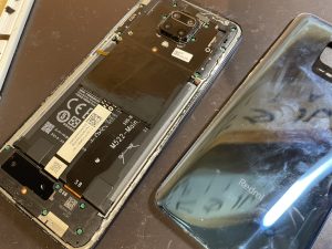 XiaomiのandroidスマートフォンRedmi 9Tのバッテリー交換を行いました 