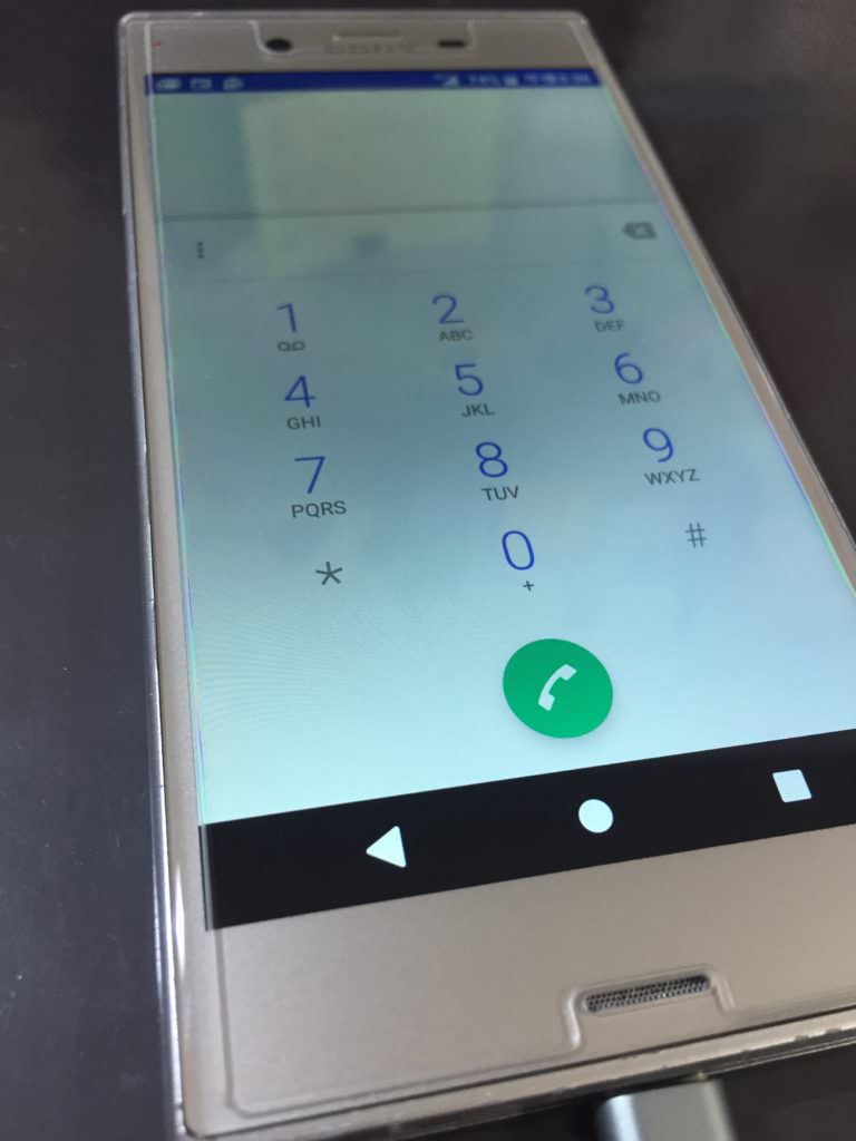 XperiaXZ　Android　スマホ　画面交換　修理　高槻　大阪
