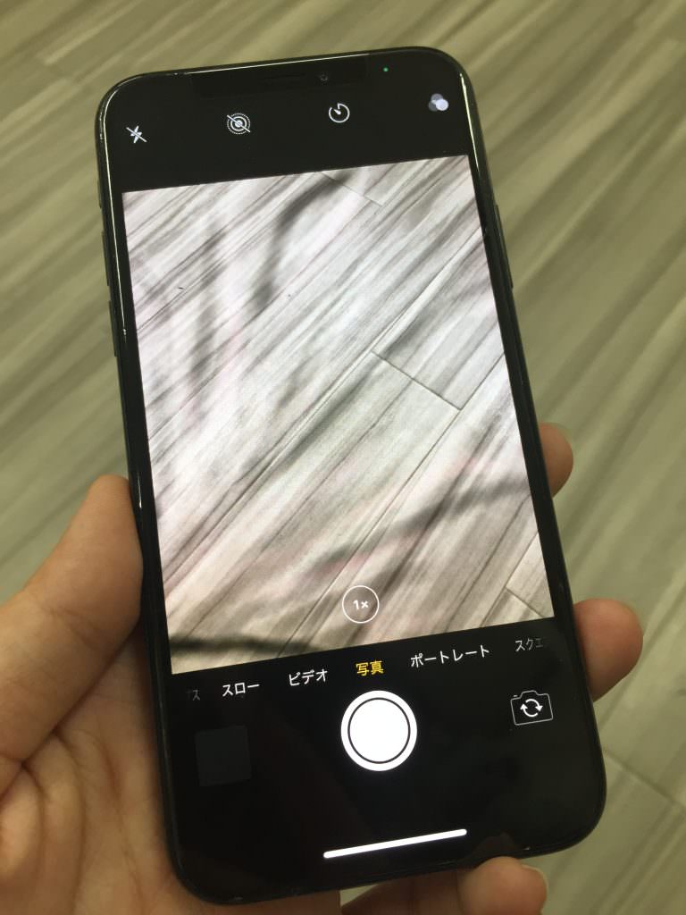 iiPhone11 バックカメラ ヒビ 線 故障 割れた 修理 スマホスピタル高槻店 大阪