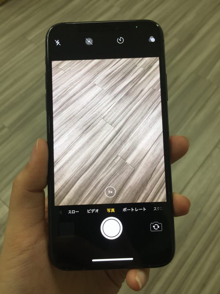 iPhone11 バックカメラ 交換修理 スマホ 故障 線 写真 変 スマホスピタル高槻店 大阪