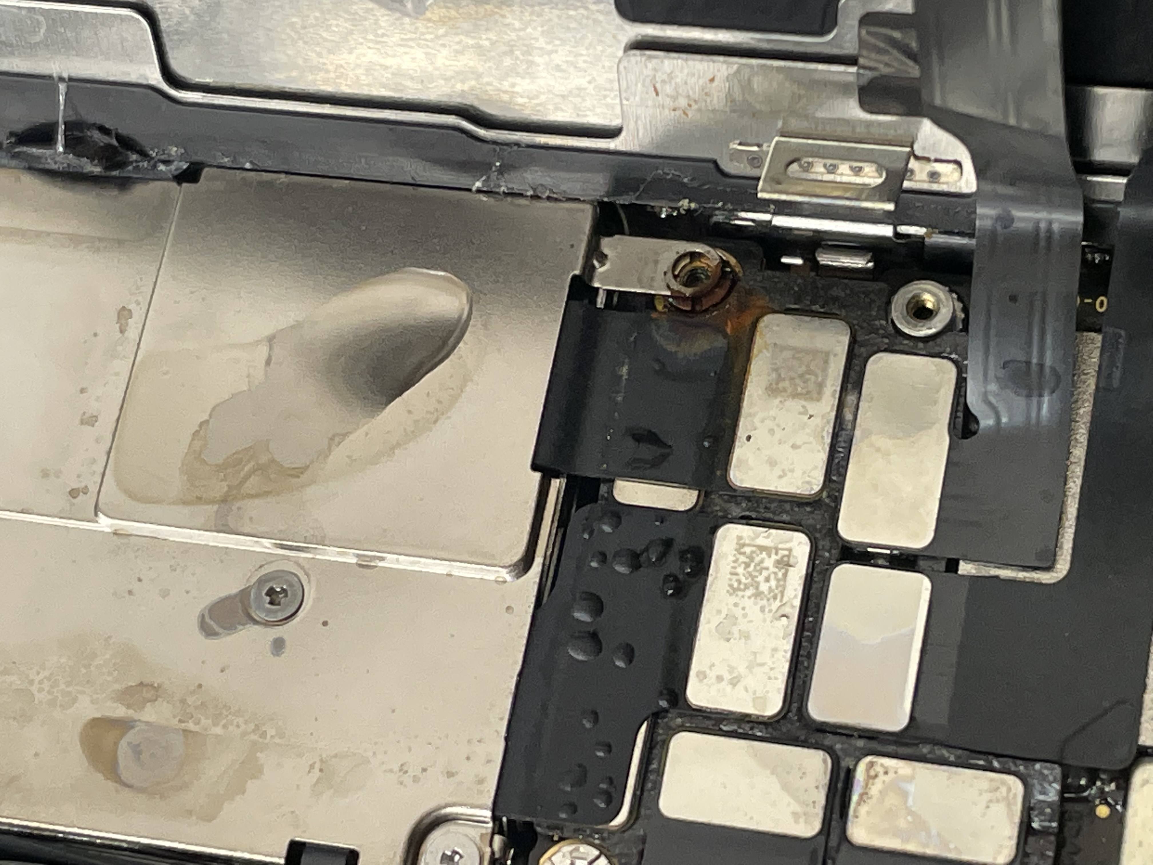 iphone11promax-submerget2
