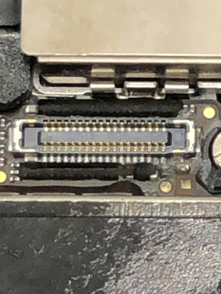 iPhone8基板