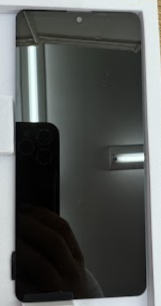 画面修理後のpixel8a