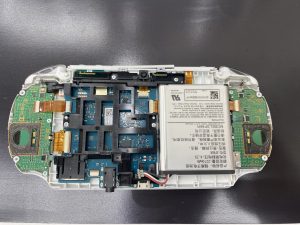 PSvita2000のアナログスティックを京都で修理できます！